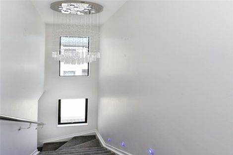 Photo of property in 20a Survila Street, Takanini, 2110