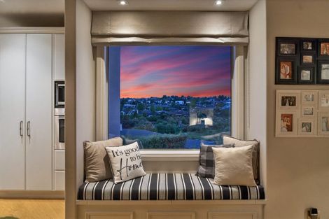 Photo of property in 15 Meadowbank Rise, Bethlehem, Tauranga, 3110