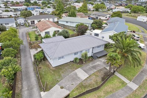 Photo of property in 17a Trevor Hosken Drive, Wiri, Auckland, 2104