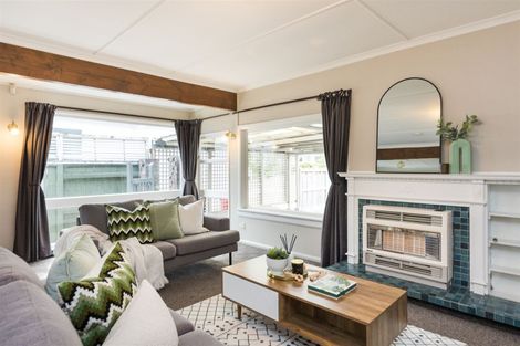 Photo of property in 28 Sheffield Street, Awapuni, Palmerston North, 4412