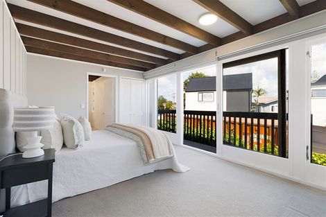 Photo of property in 103 Waimumu Road, Massey, Auckland, 0614