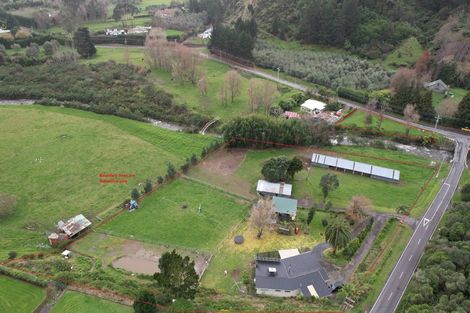 Photo of property in 169 Ringawhati Road, Otaki, 5583