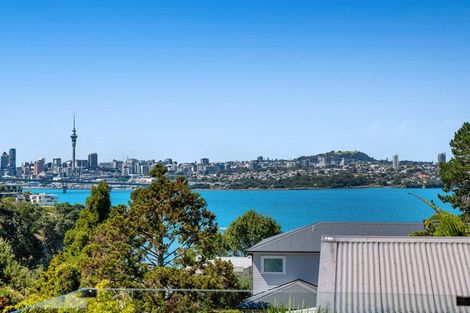 Photo of property in 42 Rawene Road, Birkenhead, Auckland, 0626