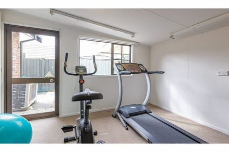 Photo of property in 6 Bishop Street, St Albans, Christchurch, 8014