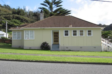 Photo of property in 22 Toomath Street, Naenae, Lower Hutt, 5011