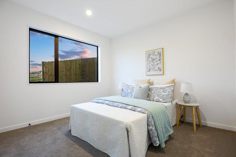 Photo of property in 57 Matangi View Drive, Orewa, 0931