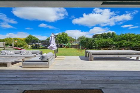 Photo of property in 30 Domain Street, Waiuku, 2123