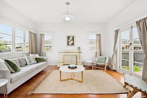 Photo of property in 1/91 Nile Road, Milford, Auckland, 0620