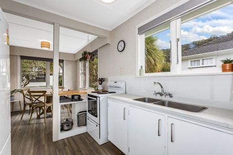 Photo of property in 7 Reid Road, Wainuiomata, Lower Hutt, 5014