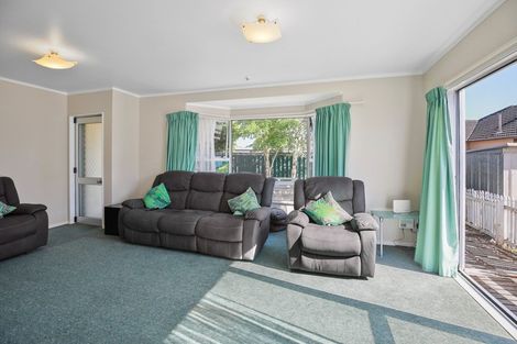 Photo of property in 30b Yeats Crescent, Fairfield, Hamilton, 3214