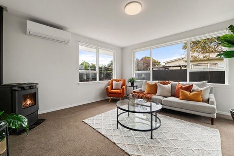 Photo of property in 2/29 Wainoni Road, Wainoni, Christchurch, 8061