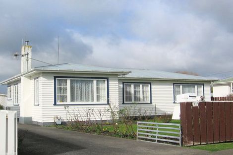 Photo of property in 17 Andrew Street, Feilding, 4702
