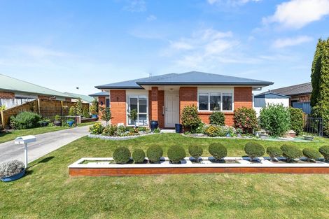 Photo of property in 5 Shrule Place, Huntington, Hamilton, 3210