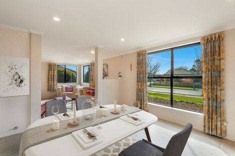 Photo of property in 12 Twickenham Place, Nawton, Hamilton, 3200