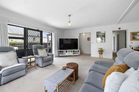 Photo of property in 172b Mangorei Road, Merrilands, New Plymouth, 4312
