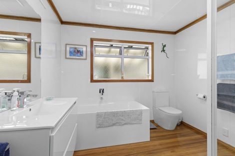 Photo of property in 17 Burden Avenue, Wainuiomata, Lower Hutt, 5014