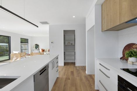 Photo of property in 2 Coe Street, Halswell, Christchurch, 8025