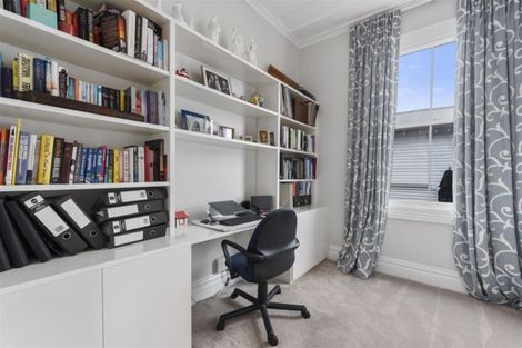 Photo of property in 1c Eversleigh Road, Belmont, Auckland, 0622