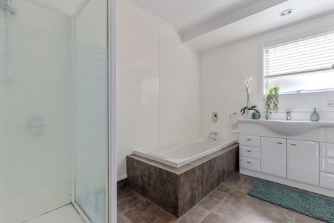 Photo of property in 45 Glen Lynne Avenue, Queenwood, Hamilton, 3210