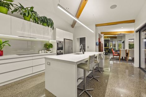 Photo of property in 44 Warman Road, Okura, Albany, 0792