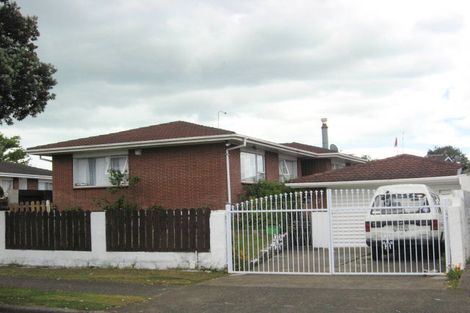 Photo of property in 17 John Walker Drive, Manurewa, Auckland, 2102