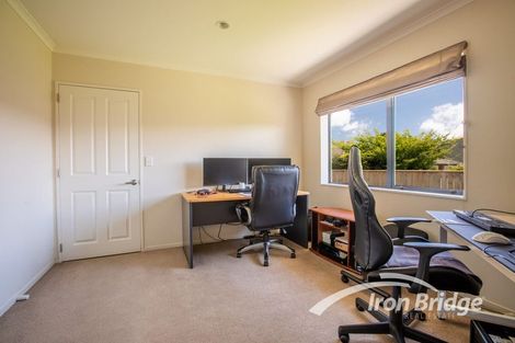 Photo of property in 13 Beaufort Close, Kingsley Heights, Upper Hutt, 5018