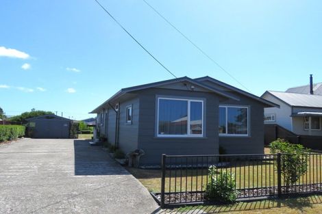 Photo of property in 8 Romilly Street, Westport, 7825