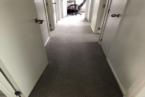 Photo of property in 2 Frank Hewitt Street, Pukekohe, 2120