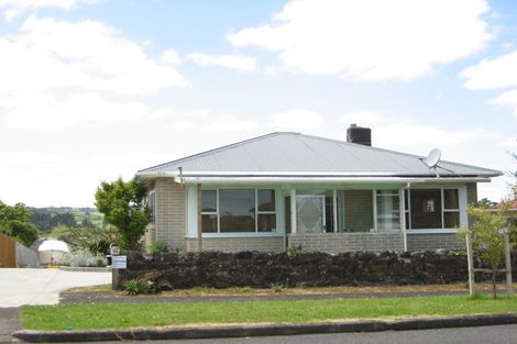 Photo of property in 148b Wellington Street, Pukekohe, 2120