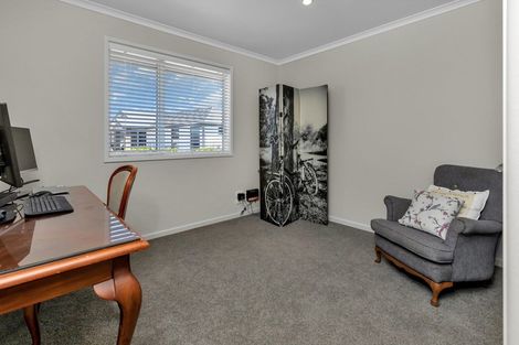 Photo of property in 4 Lanyard Place, One Tree Point, 0118