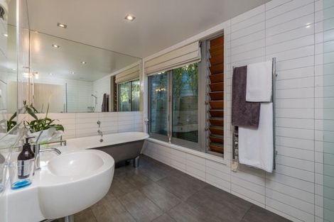 Photo of property in 22 Point Veronica Drive, Opua, 0200