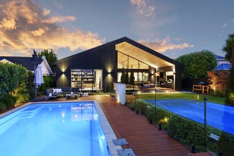 Photo of property in 39 Paparoa Street, Papanui, Christchurch, 8053