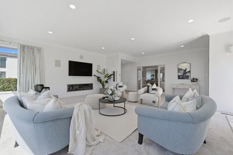 Photo of property in 19 Beach Road, Otumoetai, Tauranga, 3110