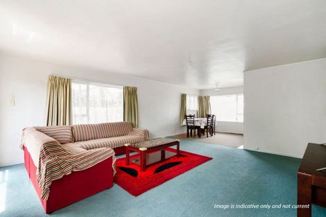 Photo of property in 2/15 Gloaming Place, Conifer Grove, Takanini, 2112