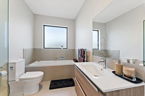 Photo of property in 244 Victoria Street West, Pukekohe, 2120