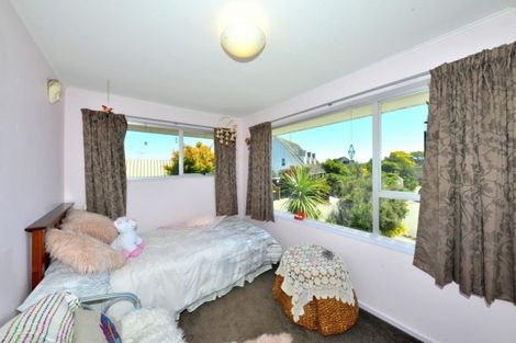 Photo of property in 20 Woodstock Place, Russley, Christchurch, 8042