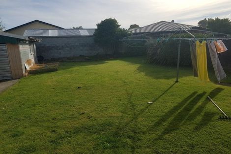 Photo of property in 6 Queenspark Drive, Parklands, Christchurch, 8083