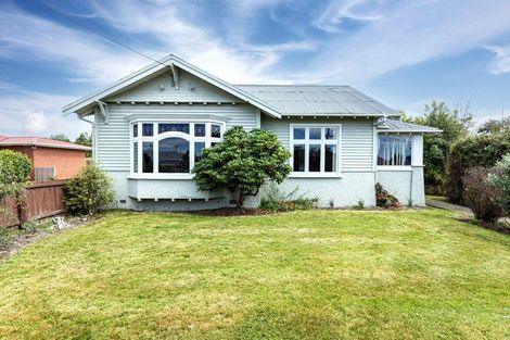 Photo of property in 16 Herbert Street, Waimate, 7924