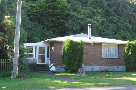 Photo of property in 13 Gillespies Road, Birchville, Upper Hutt, 5018