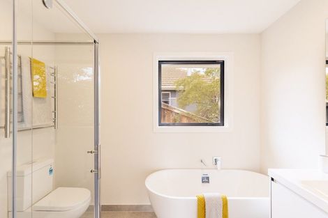 Photo of property in 35 Cuffs Road, Wainoni, Christchurch, 8061