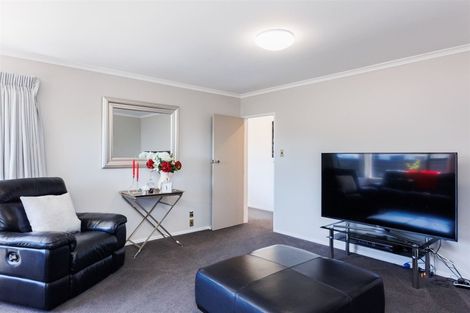 Photo of property in 125 Benmore Avenue, Cloverlea, Palmerston North, 4412