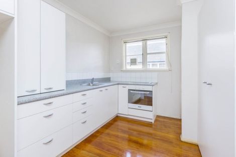Photo of property in Kauri Flats, 2/1005 Fergusson Drive, Ebdentown, Upper Hutt, 5018