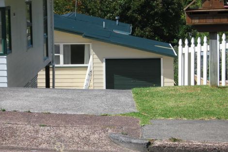 Photo of property in 18 Dunraven Place, Torbay, Auckland, 0630