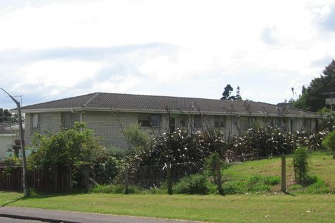 Photo of property in 4 Pimento Place, New Lynn, Auckland, 0600