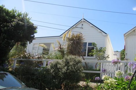 Photo of property in 5 Stafford Street, Mount Victoria, Wellington, 6011