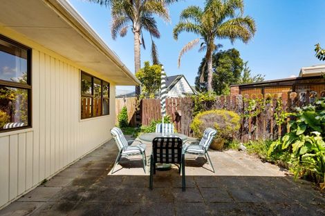 Photo of property in 19 Roskilda Crescent, Taradale, Napier, 4112