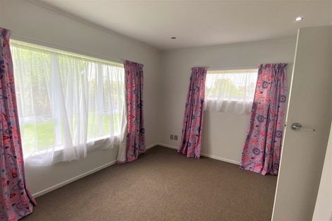 Photo of property in 8 Hunua Road, Papakura, 2110