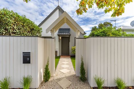 Photo of property in 1/19 Trafalgar Street, St Albans, Christchurch, 8014