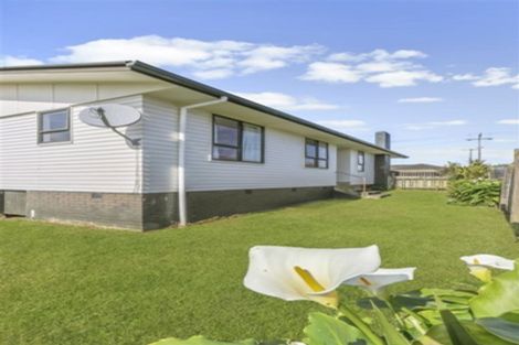 Photo of property in 11 Parker Crescent, Otara, Auckland, 2023