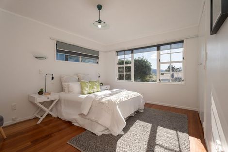 Photo of property in 10 Chorley Grove, Churton Park, Wellington, 6037